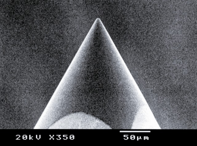 A diamond stylus - R2µm tip