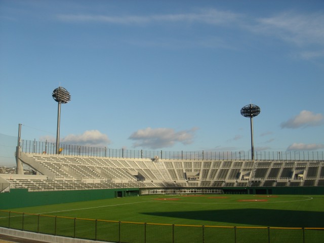 Ballpark lighting tower 1, Production example in Japan