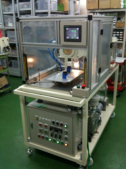 Turntable type vacuum infusion equipment